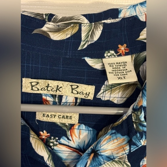 Batek Bay Men’s Short Sleeve Hawaiian Shirt M - Picture 3 of 8